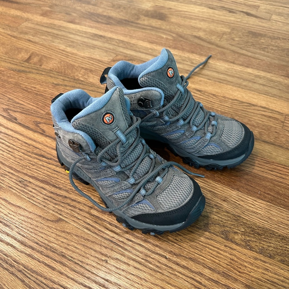Merrell Gray and Black Hiking Boots with Ankle Support